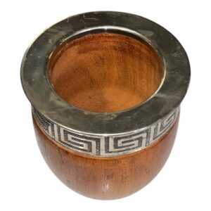 Mate de madera con boquilla