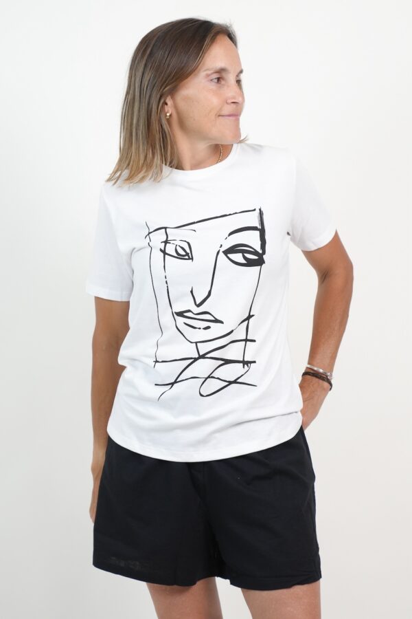 REMERA ESTAMPADA