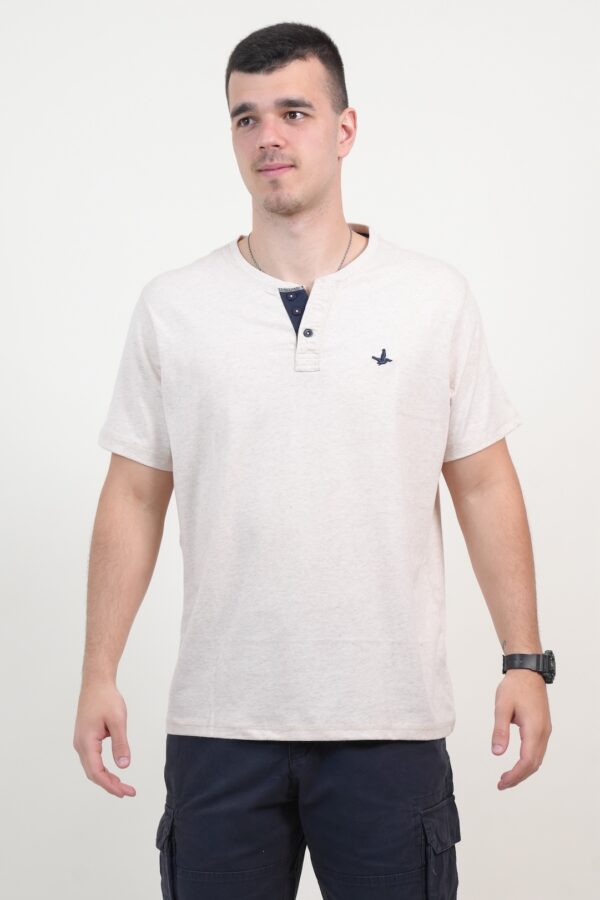 TSHIRT 3 BOTONES