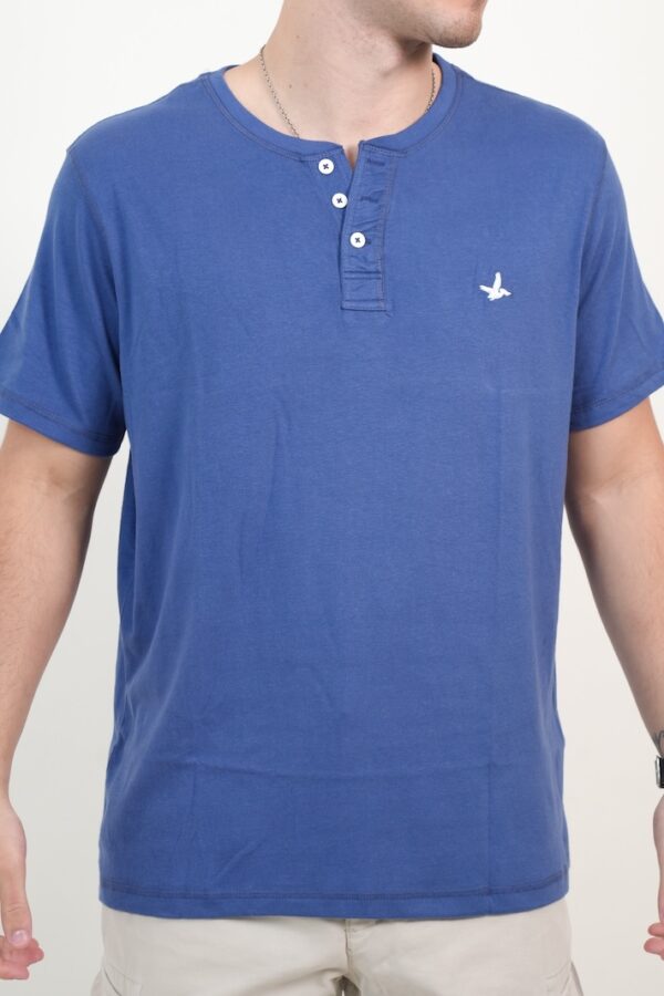 TSHIRT 3 BOTONES
