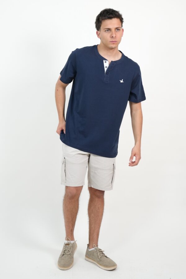 TSHIRT 3 BOTONES